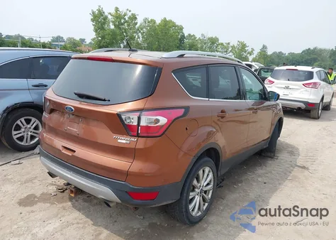 2017 Ford Escape Titanium из США, поврежденный, VIN 1FMCU9J90HUF10142